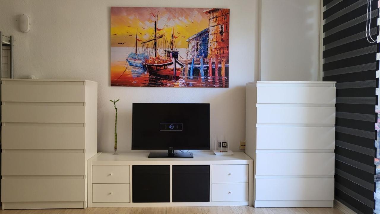 Minerva 242 Apartment Benalmadena Bagian luar foto